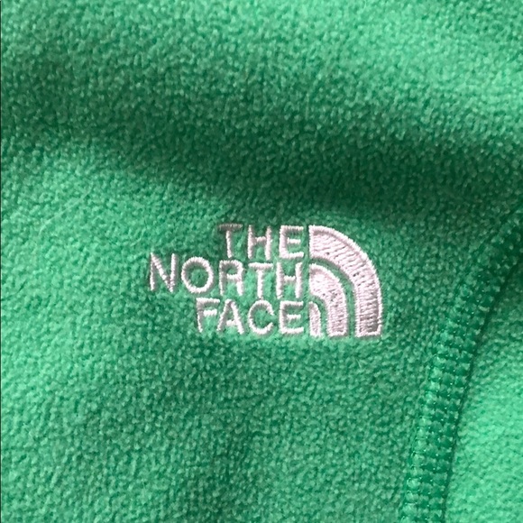 Northface Fleece Jacket - Picture 2 of 4
